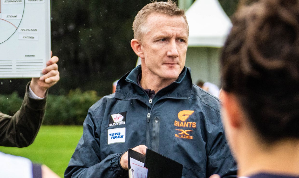 SLIDER-AFLWCOACHES-MOTEN.jpg